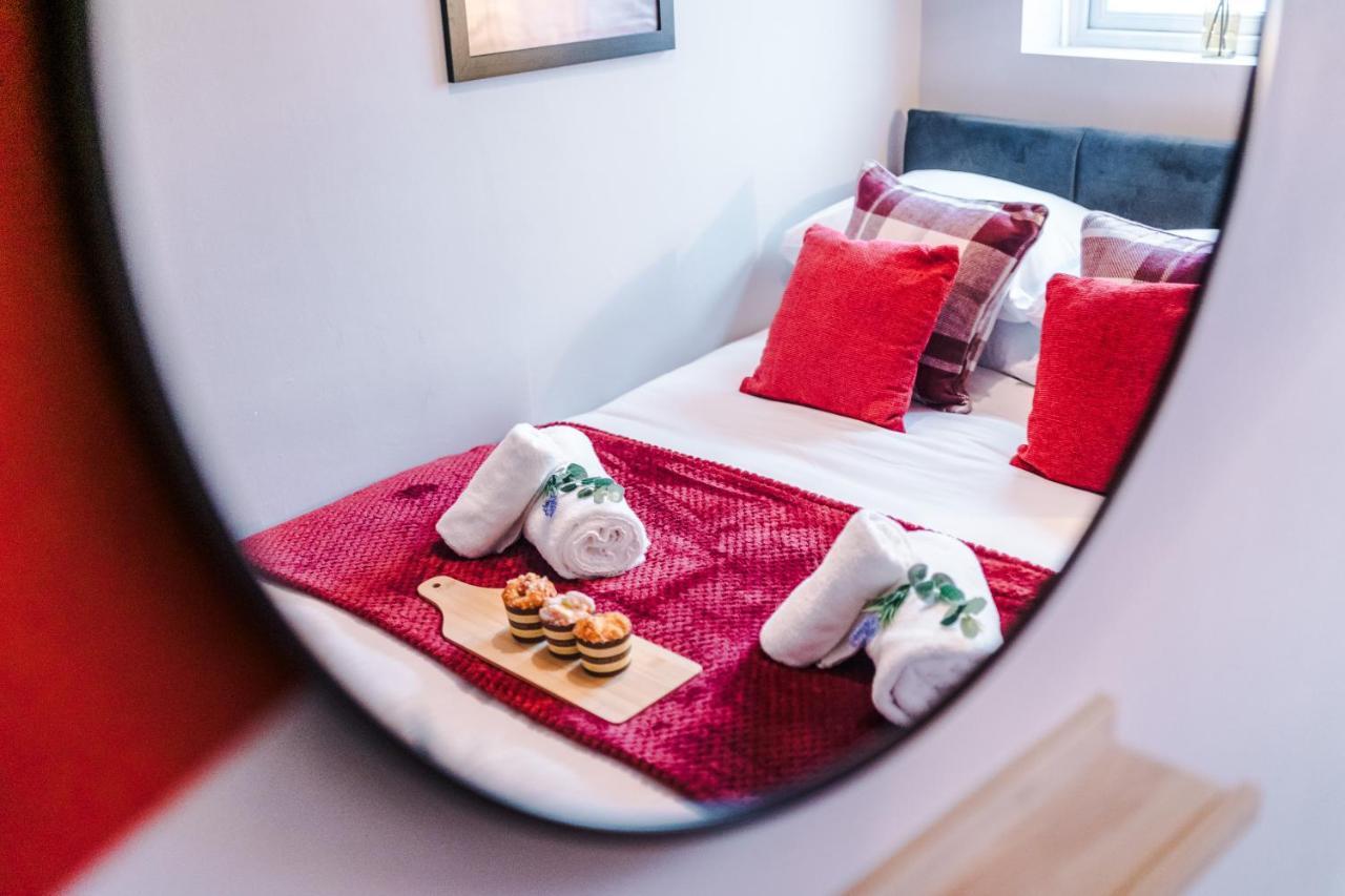 New! Gorgeous 2-Bed Home In Chester City Centre By 53 Degrees Property - Incredible Location, Ideal For Small Groups - Sleeps 6! エクステリア 写真
